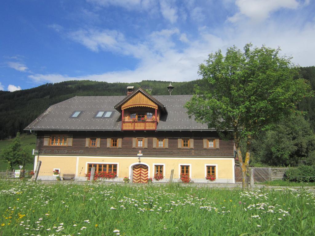 Villa Gut Neusess à Mauterndorf  Extérieur photo
